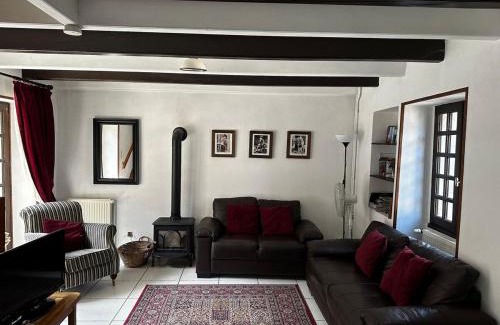 Langeac House | Cozy Home