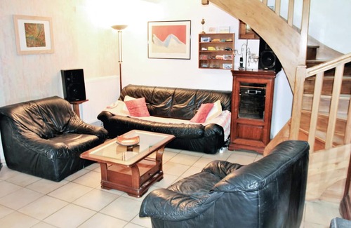 Montsegur-sur-Lauzon House | Cozy home in Montsegur sur Lauzon
