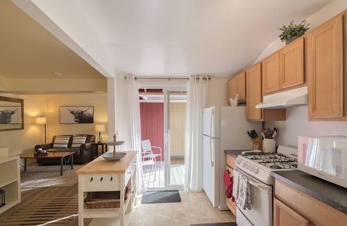 Carmel Valley House | Cozy home, full kitchen for two!