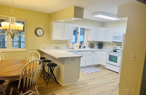 Perham House | Cozy home in a peaceful setting close to Rush Lake.