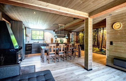 Aspered House | Cozy home in äspered with sauna