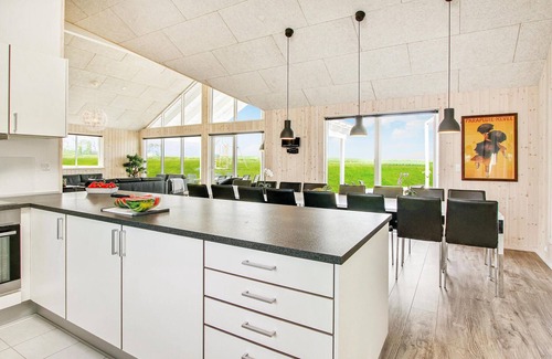 Bogense House | Cozy home in Bogense with sauna