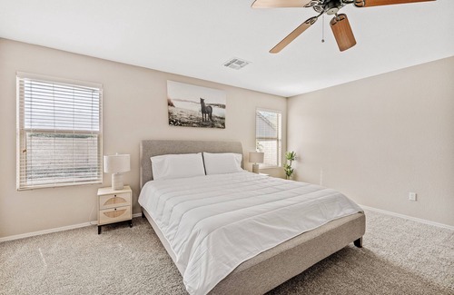 Cooper Commons House | Cozy Home In Chandler Arizona