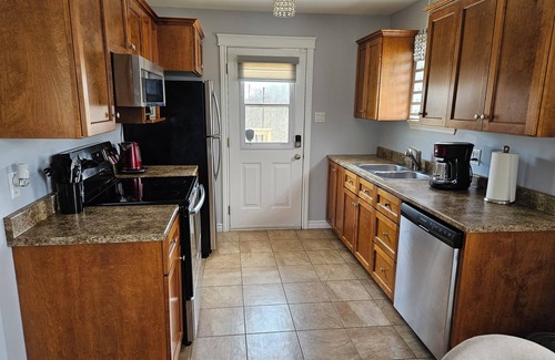 Dieppe Apartment | Cozy Home in Dieppe - 5 min from the airport