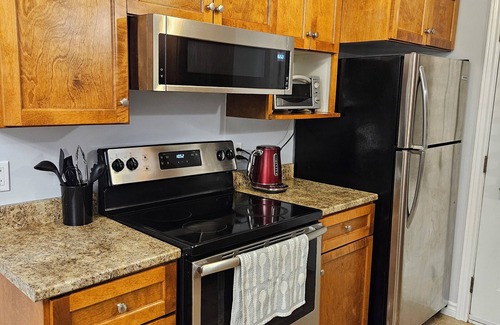 Dieppe Apartment | Cozy Home in Dieppe - 5 min from the airport
