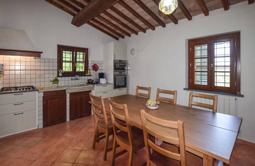 Fauglia House | Cozy home in Fauglia with WiFi