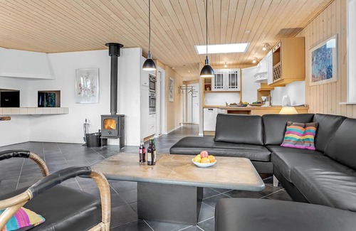 Bjerregaard House | Cozy home in Hvide Sande with sauna
