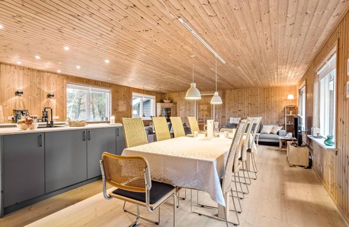 Bratten Strand House | Cozy home in Jerup with WiFi