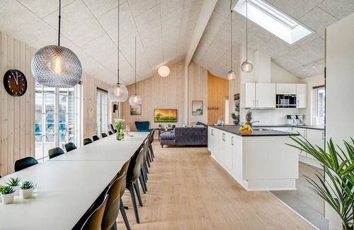 Houstrup House | Cozy home in Nørre Nebel with sauna