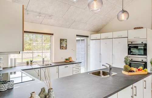 Houstrup House | Cozy home in Nørre Nebel with sauna