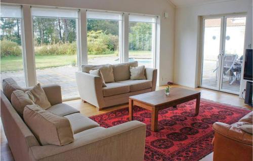 Nybrostrand House | Cozy Home In Nybrostrand With Sauna