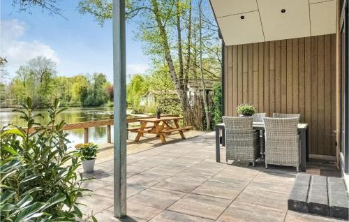 Oosterwolde House | Cozy Home In Oosterwolde With Sauna