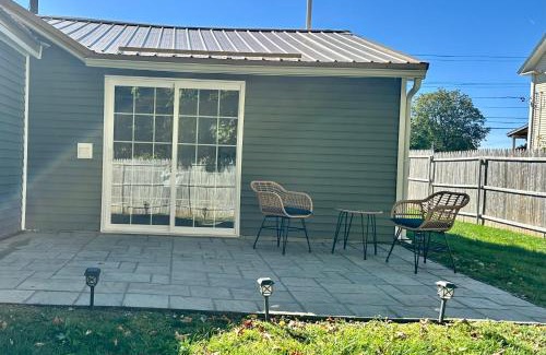 Pittsfield House | Cozy Home in Pittsfield