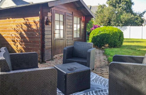 Plouguerneau House | Cozy home in Plouguerneau with WiFi
