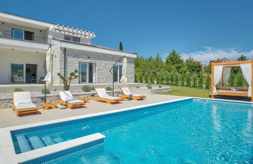 Pridraga House | Cozy home in Pridraga