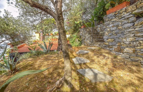 Recco House | Cozy home in Recco with house sea view