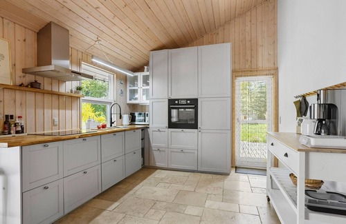 Nordost House | Cozy home in Sæby with sauna