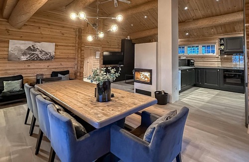 Lillehammer House | Cozy home in Sjusjøen with sauna