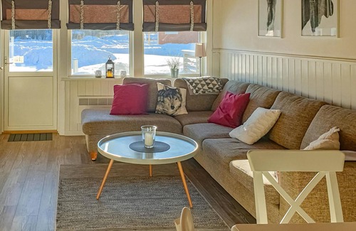 Syssleback House | Cozy home in Sysslebäck with kitchen