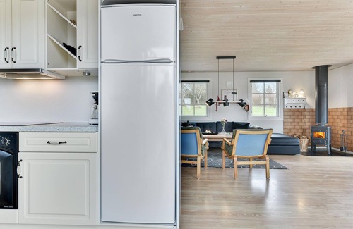 Langeland Municipality House | Cozy home in Tranekær with kitchen
