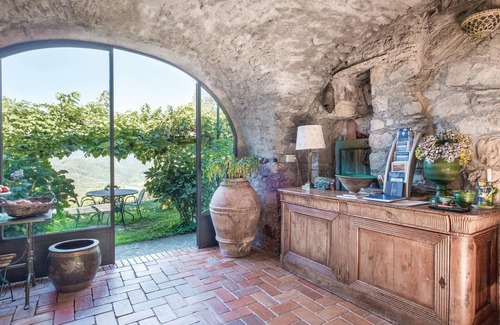 Varese Ligure House | Cozy home in Varese Ligure -SP-