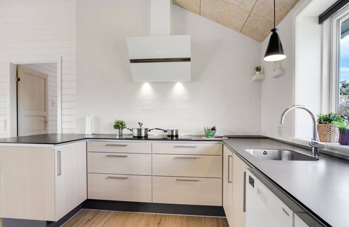 Agger House | Cozy home in Vestervig with WiFi