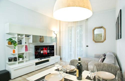 Gorla Apartment | Cozy Home Milano 5 posti letto - 15 minuti dal Duomo - Metro M1 a 4 minuti - AC - Wifi - Netflix
