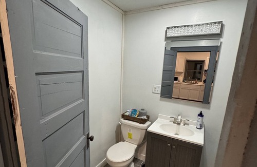 Frontier County House | Cozy Home minuets away from the lakes and I 80 Pet Friendly