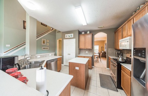 Pearland House | Cozy Home near Houston Medical Center, NRG Stadium and Galleria