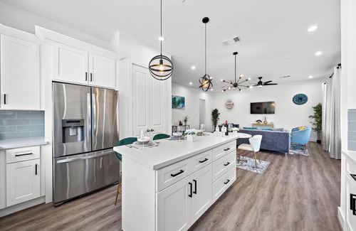 Riverside Terrace House | Cozy Home Nr Med Center, DT, Midtown | WiFi | BBQ