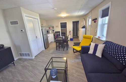 Rideau Heights House | Cozy home on a quiet street minutes to downtown Kingston!