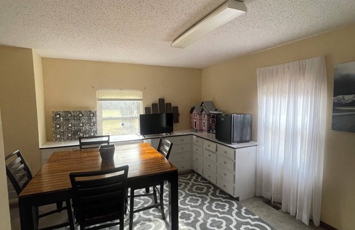 Waynesville House | Cozy Home on Historic Route 66 Right Outside of Fort Leonard Wood