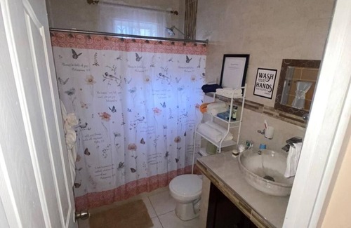 Portmore House | Cozy Home Stay