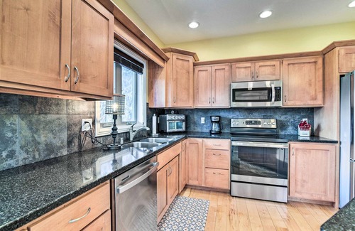 Burkesville House | Cozy Home w/Patio, 2 Mi to Dale Hollow Lake!