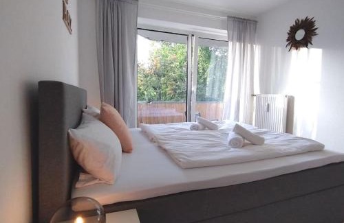 Alsdorf Apartment | Cozy home - Willkommen im Dreiländereck - Boxspringbett - Balkon