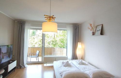 Alsdorf Apartment | Cozy home - Willkommen im Dreiländereck - Boxspringbett - Balkon