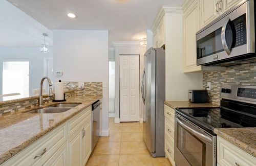 Tropic Palms House | Cozy home with new pool. Great location. 1 mile to beach. Close to main streets.