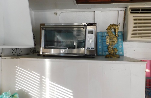 New Tazewell Boat Rental | Cozy House Boat in Charming on NOrris Lake in New Tazewell with AC, WiFi