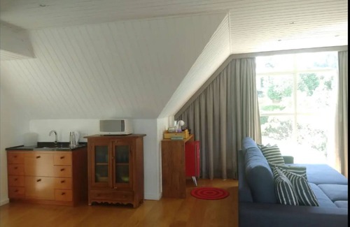 Campos do Jordao Cottage | Cozy house in mountain condominium