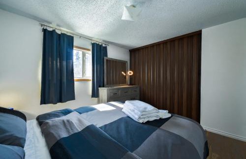 Haines Junction House | Cozy House in Haines Junction
