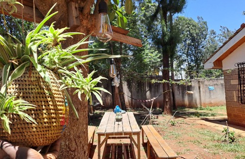 Samburu District House | Cozy House, soothing accommodation, delicious meals, vibrant cultural tours