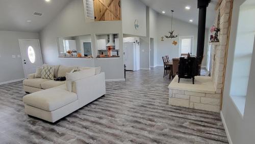 Georgetown House | Cozy K&BM Ranch