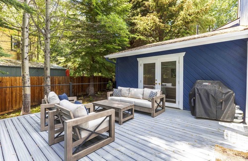 Sun Valley House | Cozy Ketchum Home - Dog-Friendly Yard, Hot Tub!