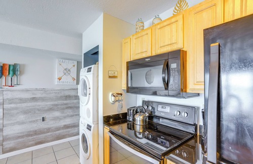 Put-in-Bay Condo | Cozy Lakefront Middle Bass Retreat w/Balcony