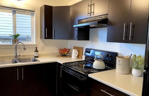 Langford Apartment | Cozy Lakeview Suite