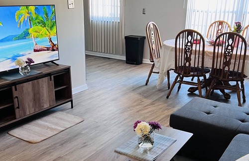 St. Louis Apartment | Cozy little apartment