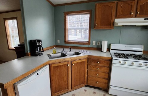 Dundee House | Cozy little home located in the Finger Lakes