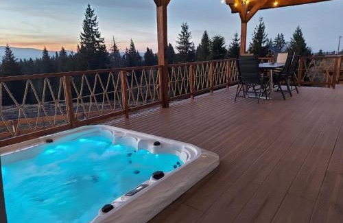 Calatele House | Cozy Living