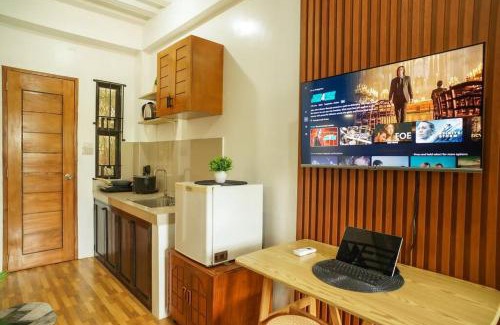 Albay Province Apartment | Cozy Loftbed Wi-Fi & Netflix Along Ligao Natl Road Unit 309