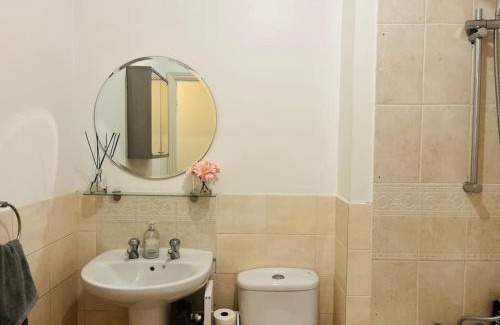 Burnt Oak Apartment | Cozy Luxurious Apartment